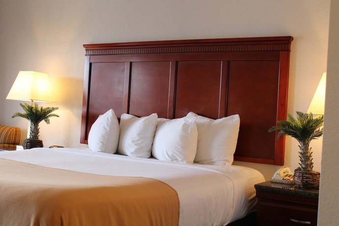 Imagen de la habitación del Hotel Rodeway Inn Santa Clara El Camino Real. Foto 5