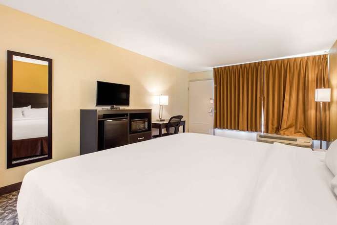 Imagen de la habitación del Hotel Rodeway Inn Santee I-95. Foto 12