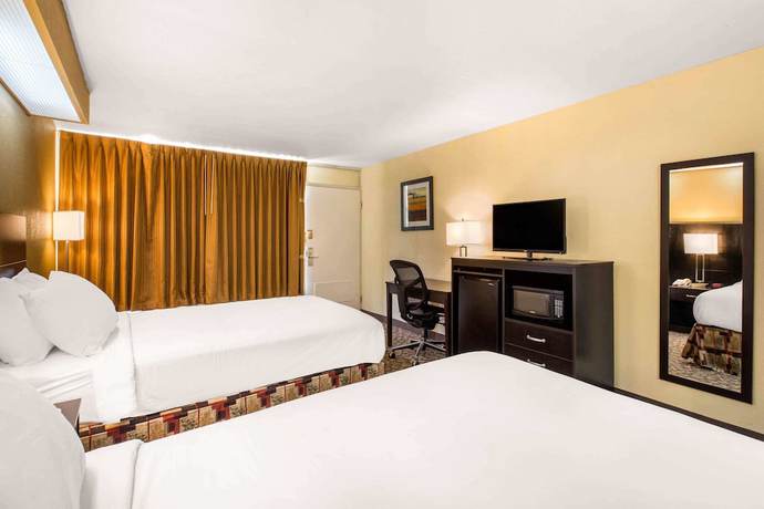 Imagen de la habitación del Hotel Rodeway Inn Santee I-95. Foto 13