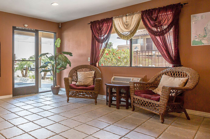 Imagen de los interiores del Hotel Rodeway Inn Santee San Diego East. Foto 10