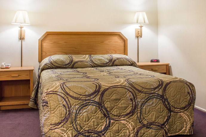 Imagen de la habitación del Hotel Rodeway Inn Silver Creek Inn. Foto 9