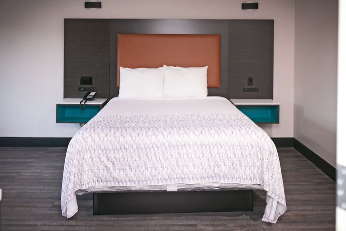 Imagen de la habitación del Hotel Rodeway Inn South Gate - Los Angeles South. Foto 12