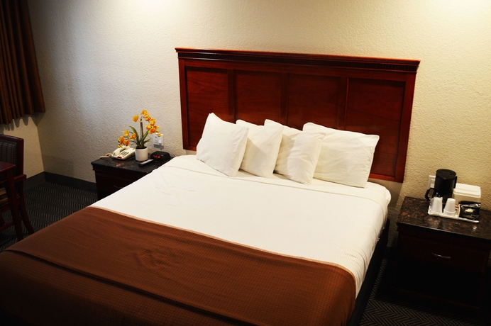 Imagen de la habitación del Hotel Rodeway Inn, South San Francisco. Foto 13