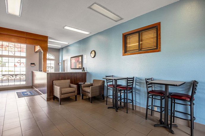 Imagen de los interiores del Hotel Rodeway Inn St George North - Near Pioneer Park. Foto 20
