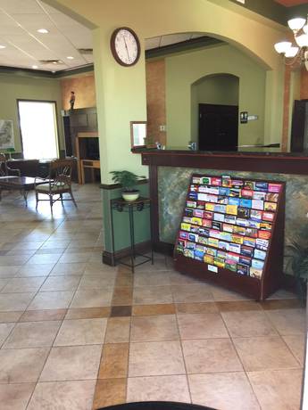 Imagen de los interiores del Hotel Rodeway Inn Sun City Center. Foto 19