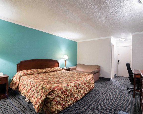 Imagen de la habitación del Hotel Rodeway Inn, Syracuse. Foto 5
