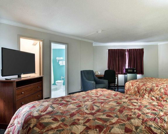 Imagen de la habitación del Hotel Rodeway Inn, Syracuse. Foto 10