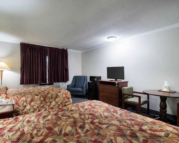 Imagen de la habitación del Hotel Rodeway Inn, Syracuse. Foto 14