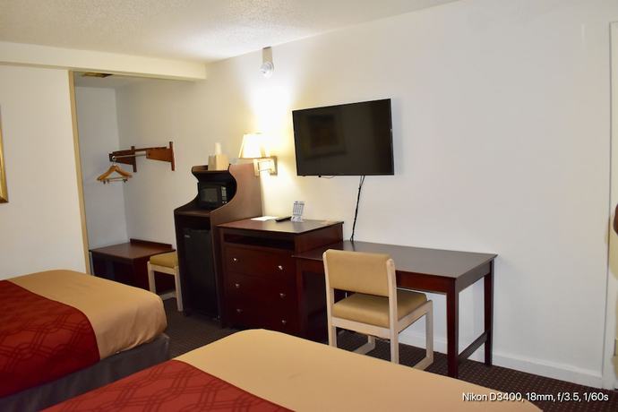 Imagen de la habitación del Hotel Rodeway Inn Terre Haute. Foto 4