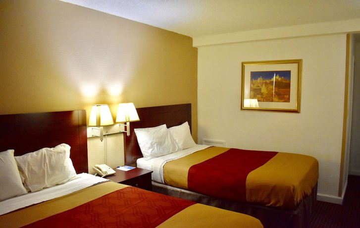 Imagen de la habitación del Hotel Rodeway Inn Terre Haute. Foto 5