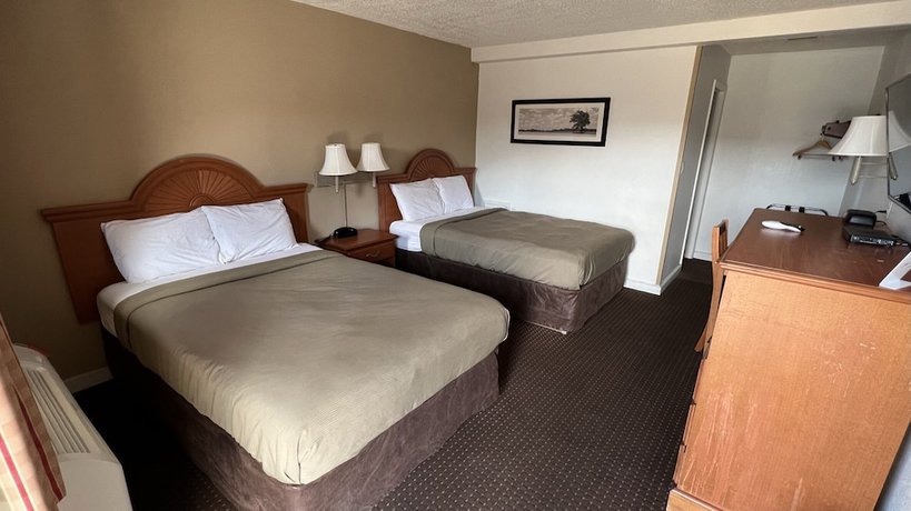 Imagen de la habitación del Hotel Rodeway Inn Terre Haute. Foto 6