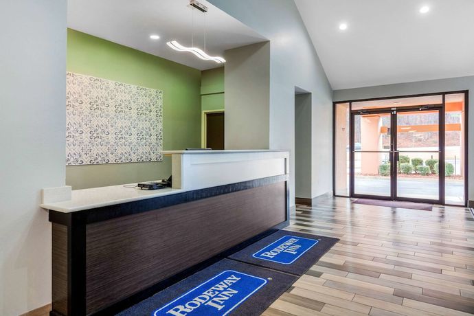 Imagen de los interiores del Hotel Rodeway Inn Tuscaloosa Near University. Foto 14