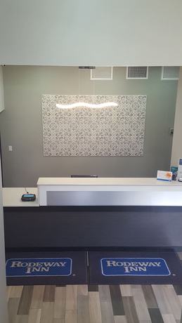 Imagen de los interiores del Hotel Rodeway Inn Tuscaloosa Near University. Foto 17