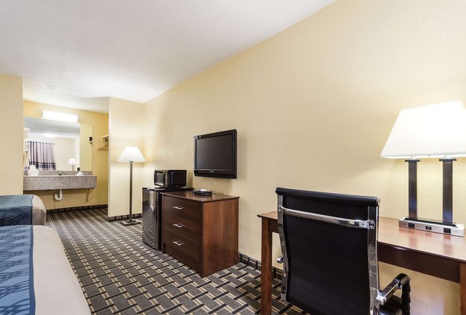 Imagen de la habitación del Hotel Rodeway Inn University District. Foto 14