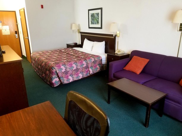 Imagen de la habitación del Hotel Rodeway Inn Urbana Champaign University Area. Foto 7