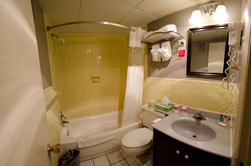 Imagen general del Hotel Rodeway Inn, Utica. Foto 4