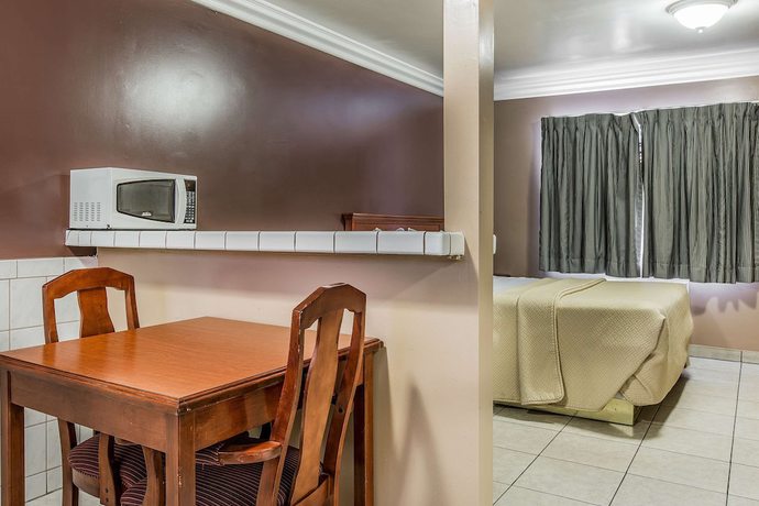 Imagen de la habitación del Hotel Rodeway Inn, Ventura. Foto 4