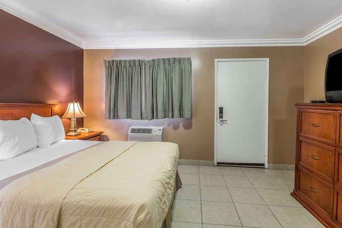 Imagen de la habitación del Hotel Rodeway Inn, Ventura. Foto 15