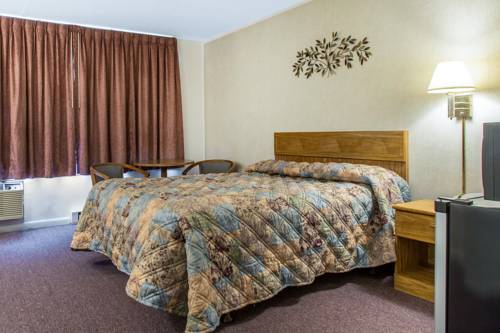 Imagen de la habitación del Hotel Rodeway Inn Waterford. Foto 6