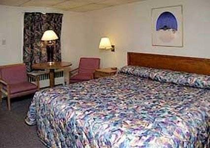 Imagen de la habitación del Hotel Rodeway Inn Westminster. Foto 3