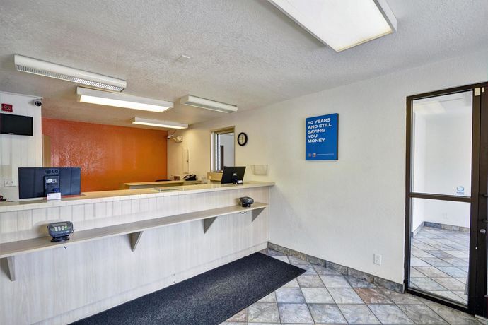 Imagen de los interiores del Hotel Rodeway Inn, Winston-Salem. Foto 16