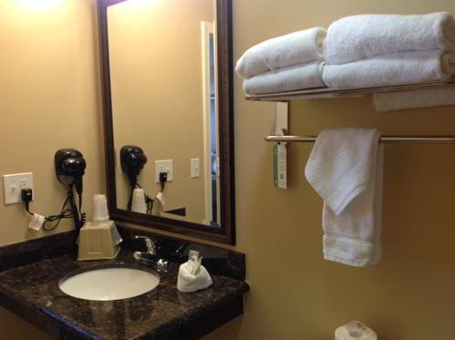 Imagen de la habitación del Hotel Rodeway Inn & Suites Chula Vista San Diego South. Foto 12