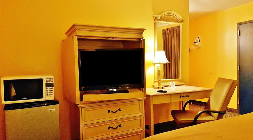 Imagen de la habitación del Hotel Rodeway Inn & Suites Enterprise. Foto 5