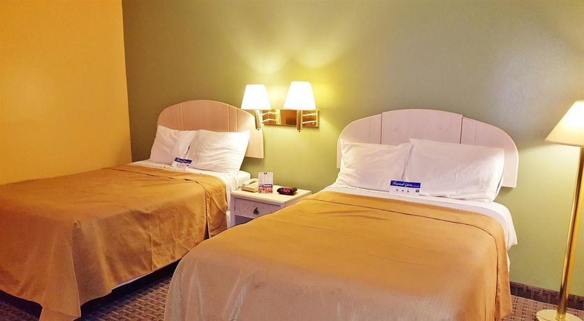 Imagen de la habitación del Hotel Rodeway Inn & Suites Enterprise. Foto 9