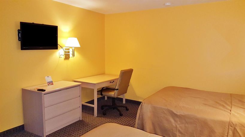 Imagen de la habitación del Hotel Rodeway Inn & Suites Enterprise. Foto 10