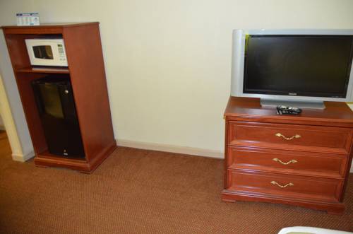 Imagen de la habitación del Hotel Rodeway Inn & Suites, Farragut. Foto 11