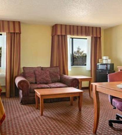 Imagen de la habitación del Hotel Rodeway Inn & Suites Jacksonville. Foto 5
