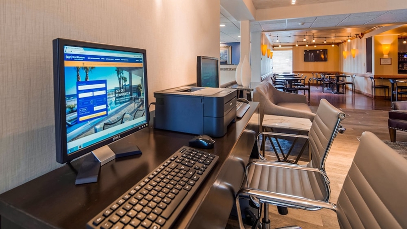 Imagen de los interiores del Hotel Rodeway Inn & Suites, Johnson City. Foto 13