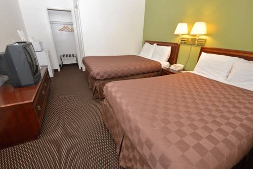 Imagen de la habitación del Hotel Rodeway Inn & Suites Pendleton. Foto 2
