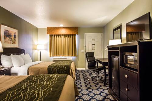 Imagen de la habitación del Hotel Rodeway Inn & Suites Rancho Cordova - Folsom. Foto 6