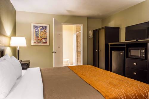 Imagen de la habitación del Hotel Rodeway Inn & Suites Rancho Cordova - Folsom. Foto 15