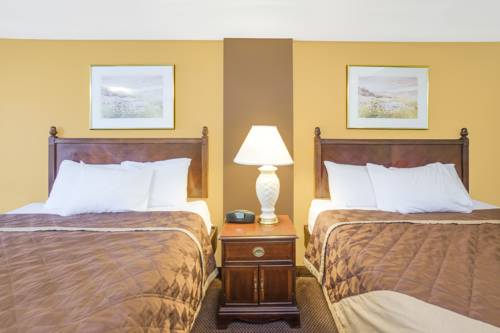Imagen de la habitación del Hotel Rodeway Inn & Suites Saginaw, MI. Foto 8