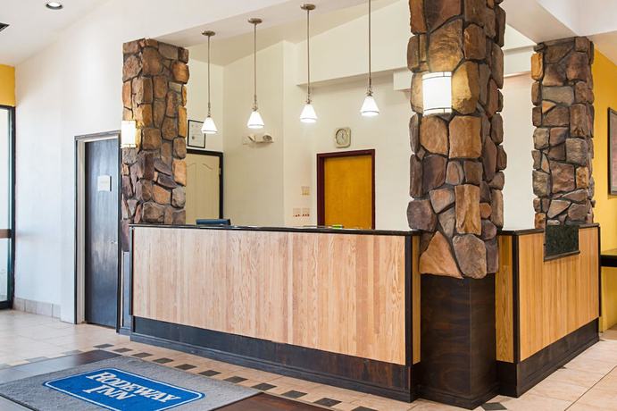 Imagen de los interiores del Hotel Rodeway Inn and Suites, Blanding. Foto 19