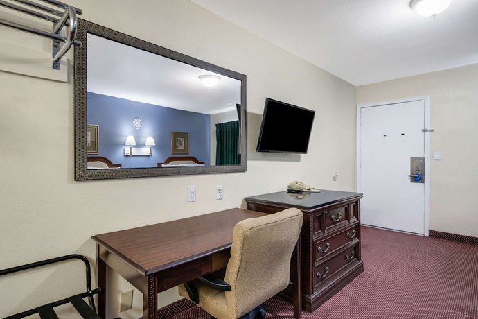 Imagen de la habitación del Hotel Rodeway Inn and Suites Blythe I-10. Foto 8