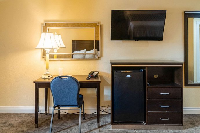 Imagen de la habitación del Hotel Rodeway Inn and Suites Colton - Riverside. Foto 5