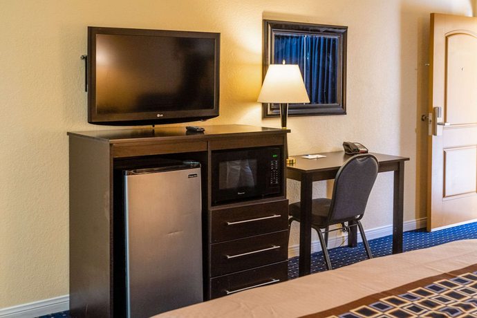 Imagen de la habitación del Hotel Rodeway Inn and Suites Colton - Riverside. Foto 11