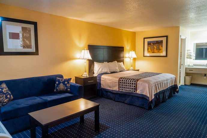 Imagen de la habitación del Hotel Rodeway Inn and Suites Colton - Riverside. Foto 12