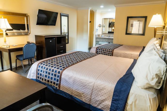 Imagen de la habitación del Hotel Rodeway Inn and Suites Colton - Riverside. Foto 13