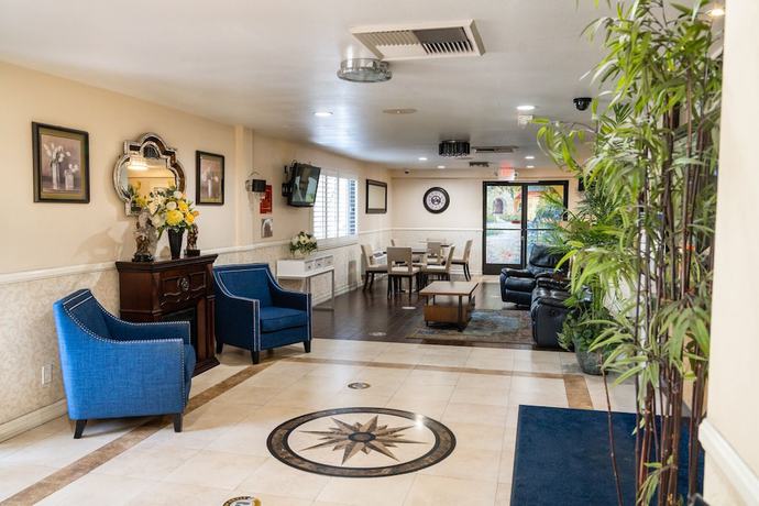 Imagen de los interiores del Hotel Rodeway Inn and Suites Colton - Riverside. Foto 20