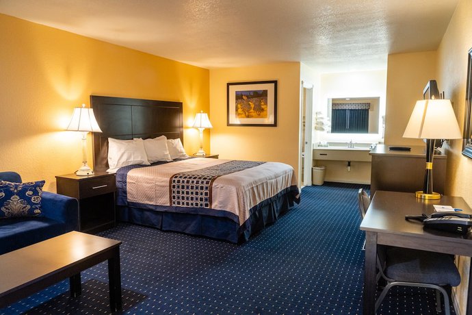 Imagen de la habitación del Hotel Rodeway Inn and Suites Colton - Riverside. Foto 15