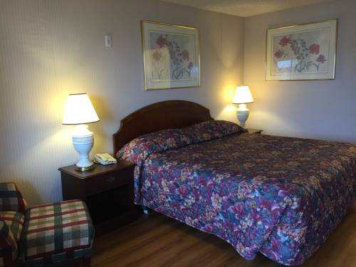 Imagen de la habitación del Hotel Rodeway Inn and Suites, Fife. Foto 2