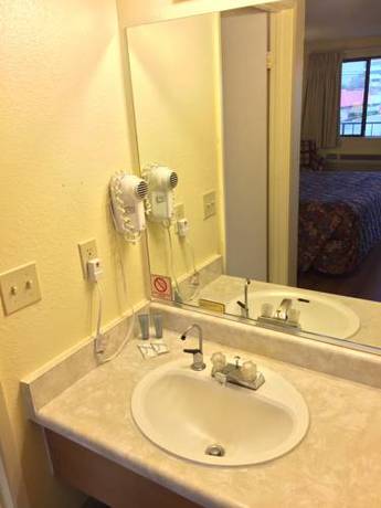 Imagen de la habitación del Hotel Rodeway Inn and Suites, Fife. Foto 5