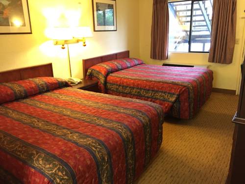Imagen de la habitación del Hotel Rodeway Inn and Suites, Fife. Foto 10
