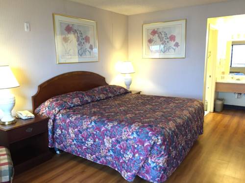 Imagen de la habitación del Hotel Rodeway Inn and Suites, Fife. Foto 13