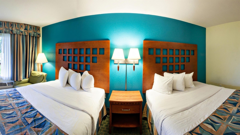 Imagen de la habitación del Hotel Rodeway Inn and Suites Fort Lauderdale Airport and Cruise Port. Foto 12