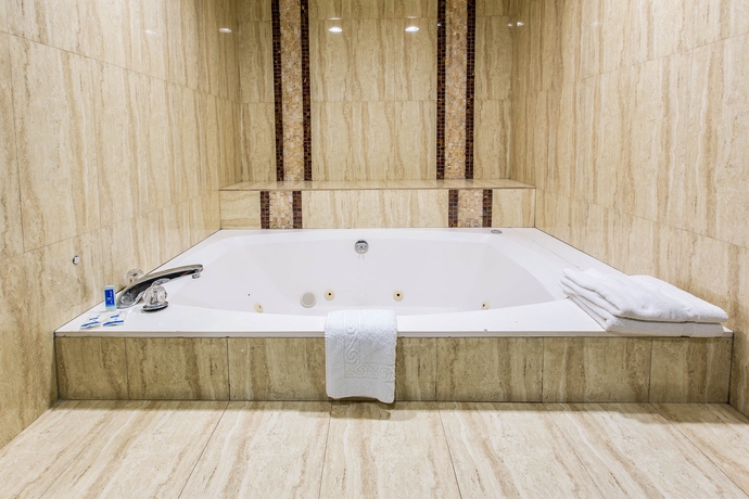 Imagen de la habitación del Hotel Rodeway Inn and Suites, Inglewood. Foto 7